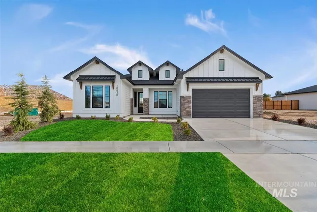 $649,880 | 105 South Sunniva Avenue, Kuna, ID 83634