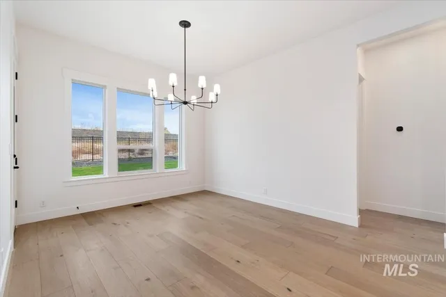 $649,880 | 105 South Sunniva Avenue, Kuna, ID 83634