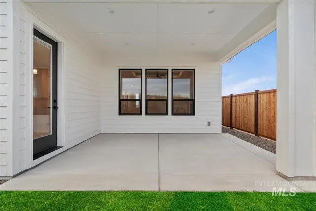 $649,880 | 105 South Sunniva Avenue, Kuna, ID 83634