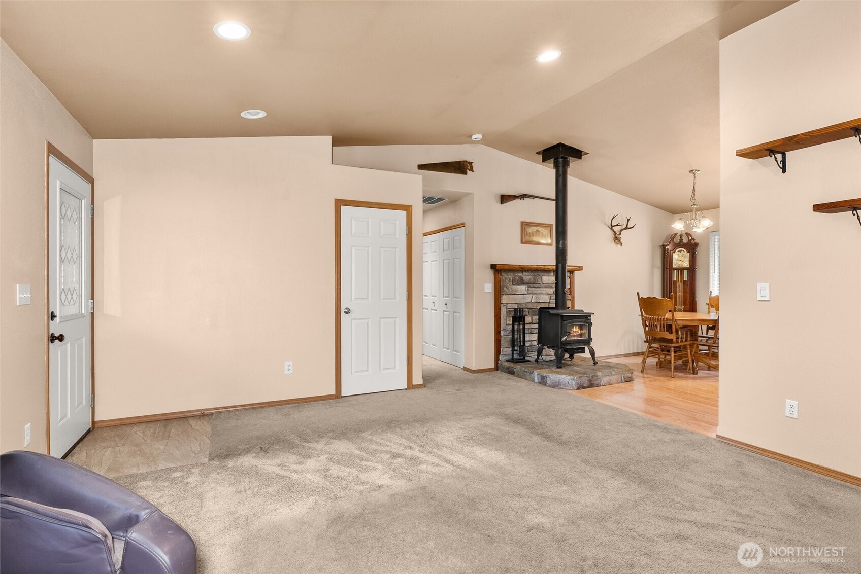 14628 Vail Cut Off Road Southeast Rainier, WA 98576 - Photo 14 of 37