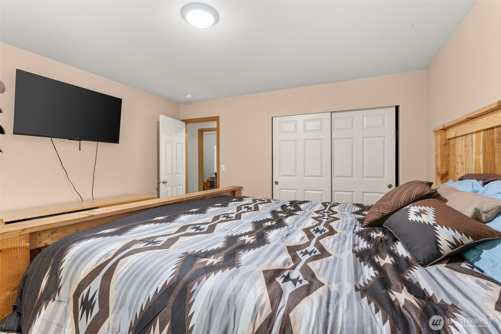 14628 Vail Cut Off Road Southeast Rainier, WA 98576 - Photo 20 of 37