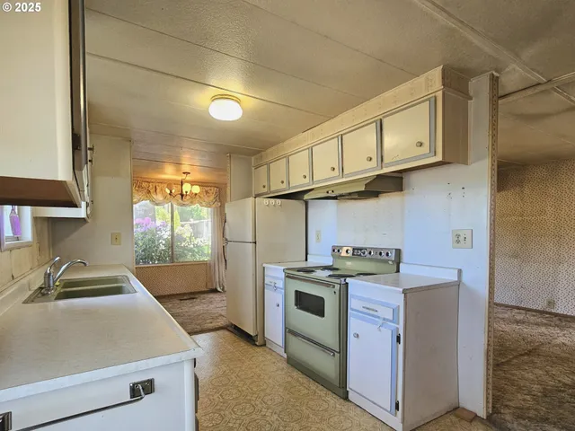 $85,000 | 16427 Vista Hills Drive, Unit 17, Brookings, OR 97415