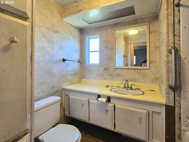 $85,000 | 16427 Vista Hills Drive, Unit 17, Brookings, OR 97415