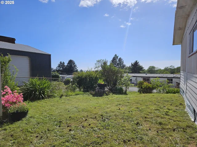 $85,000 | 16427 Vista Hills Drive, Unit 17, Brookings, OR 97415