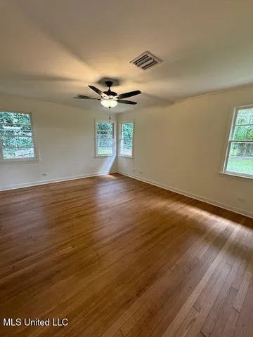 $297,000 | 218 Lower Woodville Road, Natchez, MS 39120