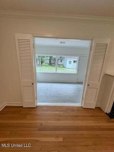 218 Lower Woodville Road Natchez, MS 39120 - Photo 4 of 29 LIVING ROOM
