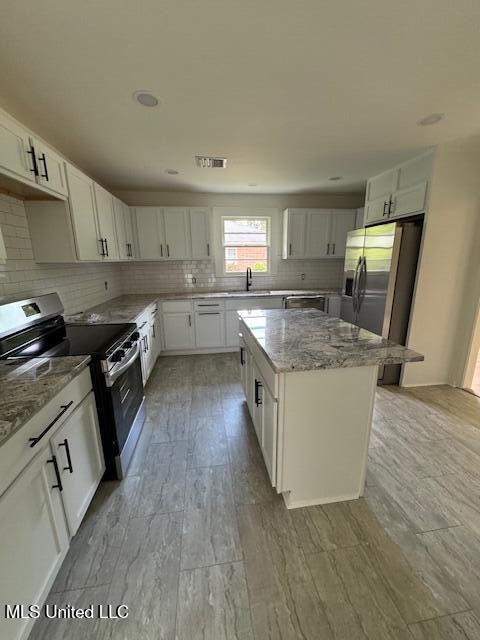 218 Lower Woodville Road Natchez, MS 39120 - Photo 10 of 29 KITCHEN