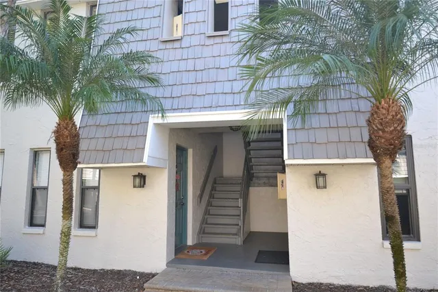 $1,600 | 718 Lyndhurst Street, Unit 922, Dunedin, FL 34698