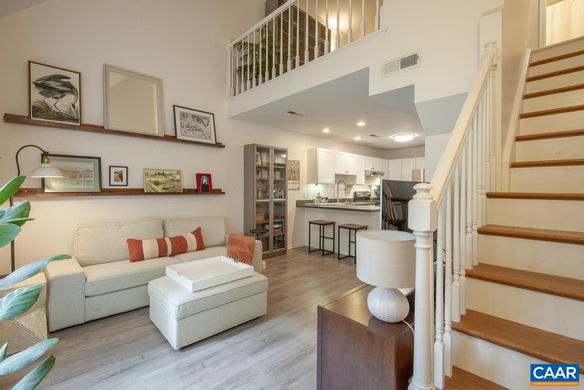 1276 Millpond Road Charlottesville, VA 22902 - Photo 6 of 49 Gallery Image 6
