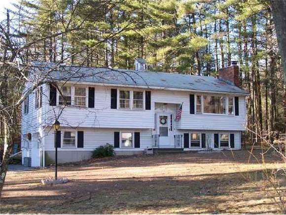 22 Kendall Pond Road Londonderry, NH 03053 - Photo 1 of 8 Gallery Image 1