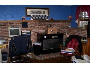 22 Kendall Pond Road Londonderry, NH 03053 - Photo 6 of 8 Gallery Image 6