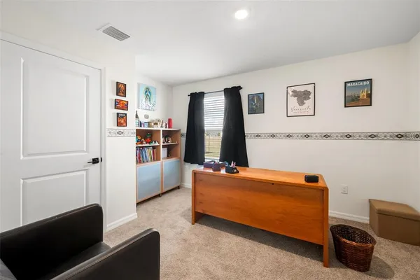 $2,600 | 24672 Northwest 11th Place, Newberry, FL 32669