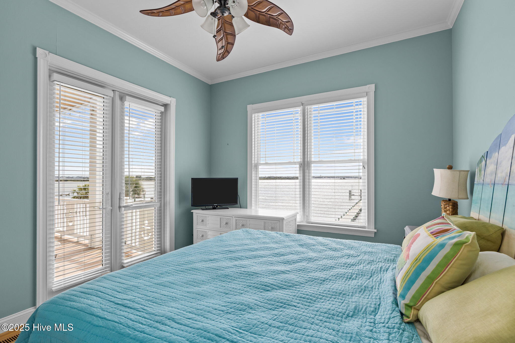 389 Live Oak Road Newport, NC 28570 - Photo 23 of 52 19 Bedroom 3 opens to deck