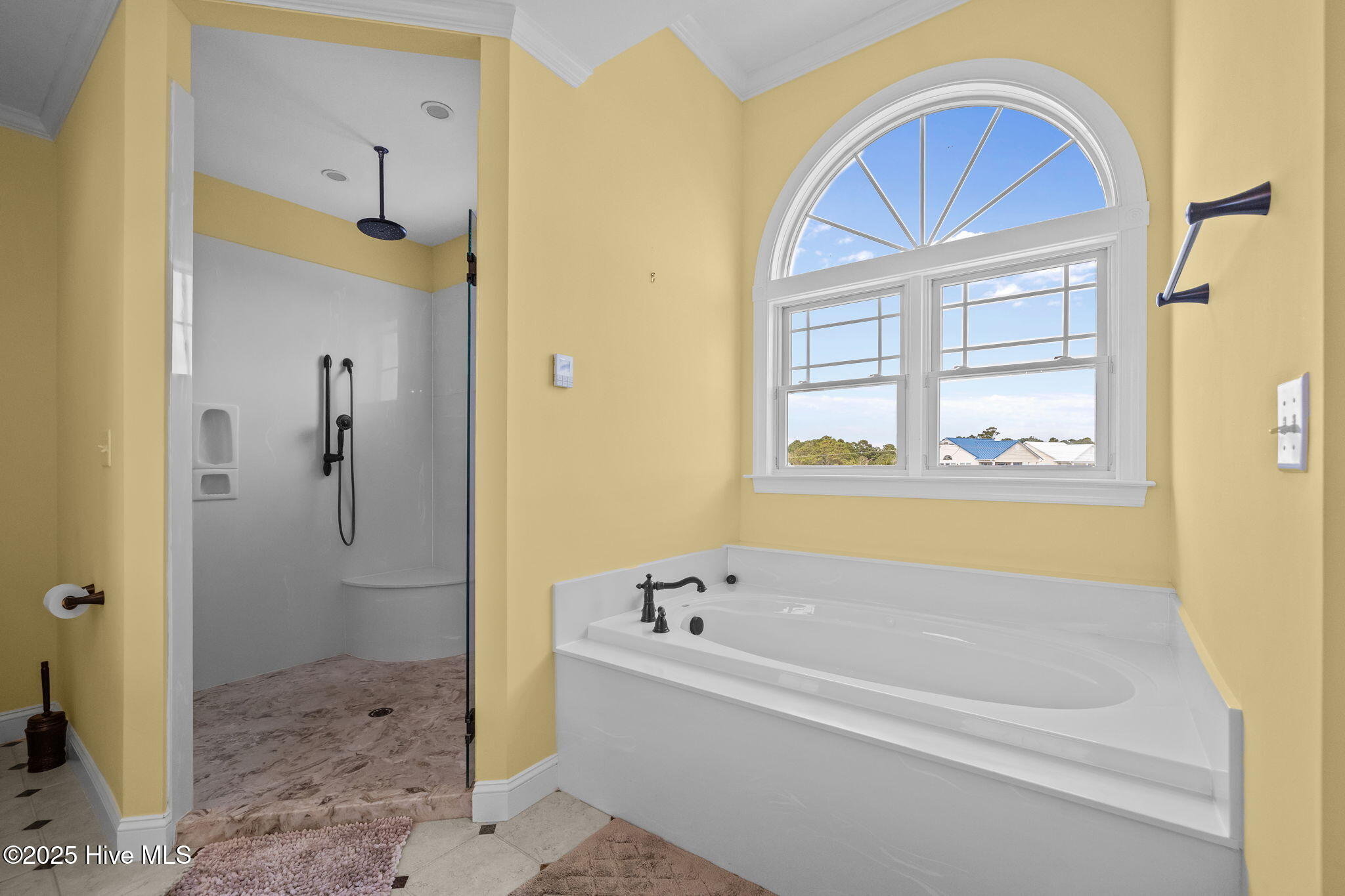 389 Live Oak Road Newport, NC 28570 - Photo 31 of 52 27 Master bathroom