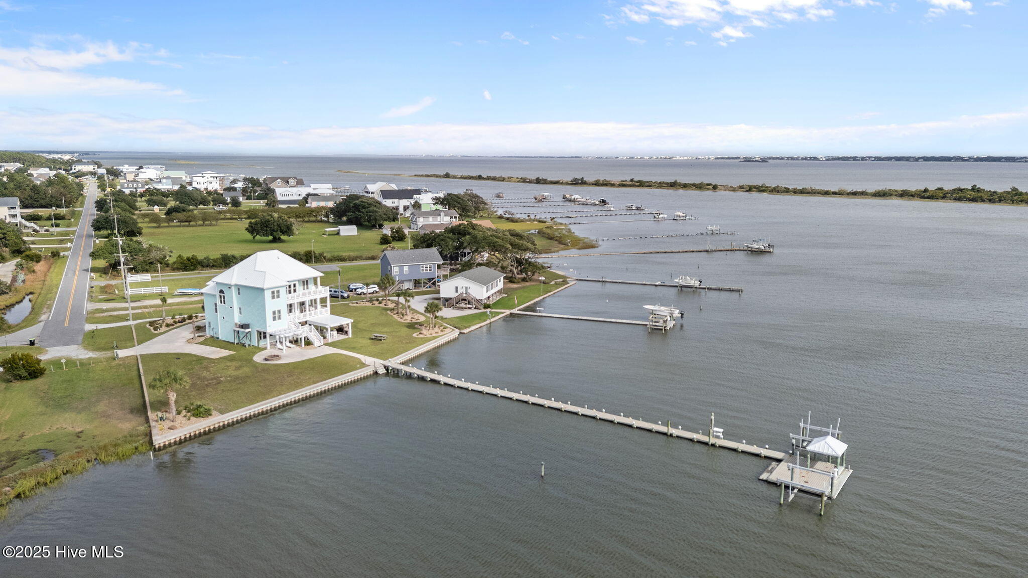 389 Live Oak Road Newport, NC 28570 - Photo 5 of 52 4 389 LIve Oak Road sound front aer