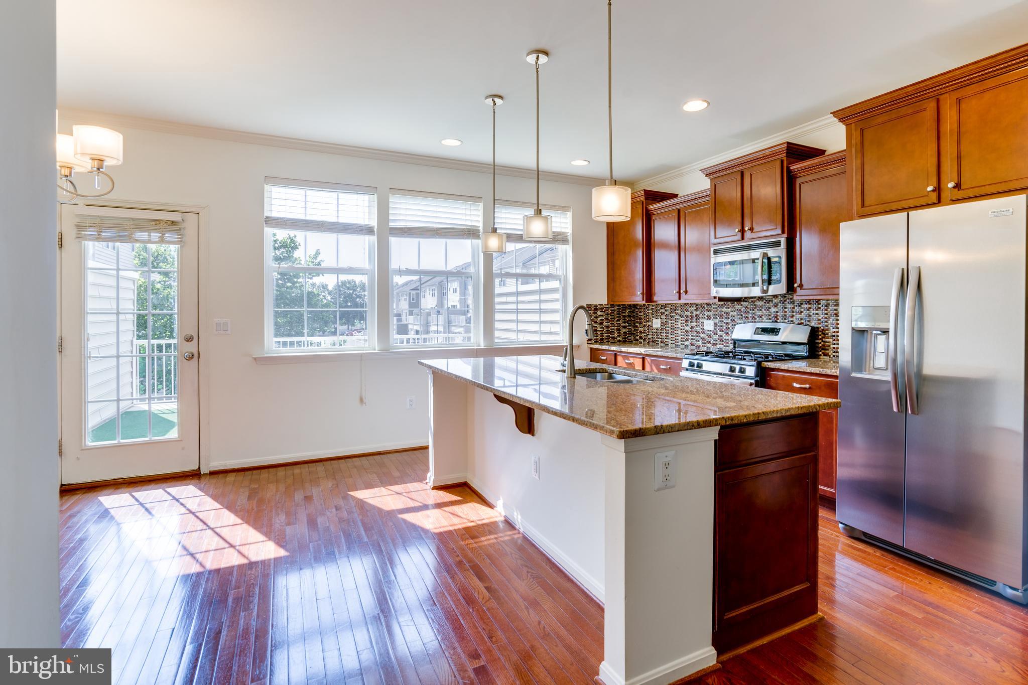 25672 Pleasant Valley Road Chantilly, VA 20152 - Photo 15 of 70 Gallery Image 15