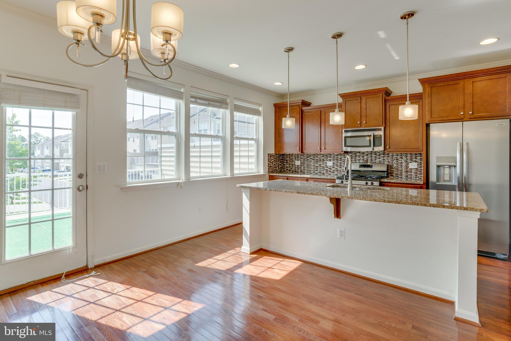 25672 Pleasant Valley Road Chantilly, VA 20152 - Photo 16 of 70 Gallery Image 16