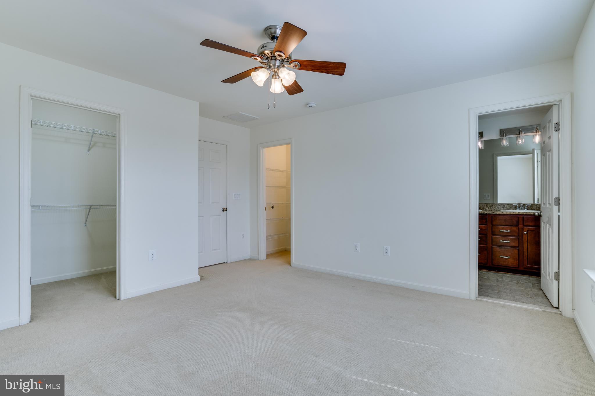 25672 Pleasant Valley Road Chantilly, VA 20152 - Photo 36 of 70 Gallery Image 36