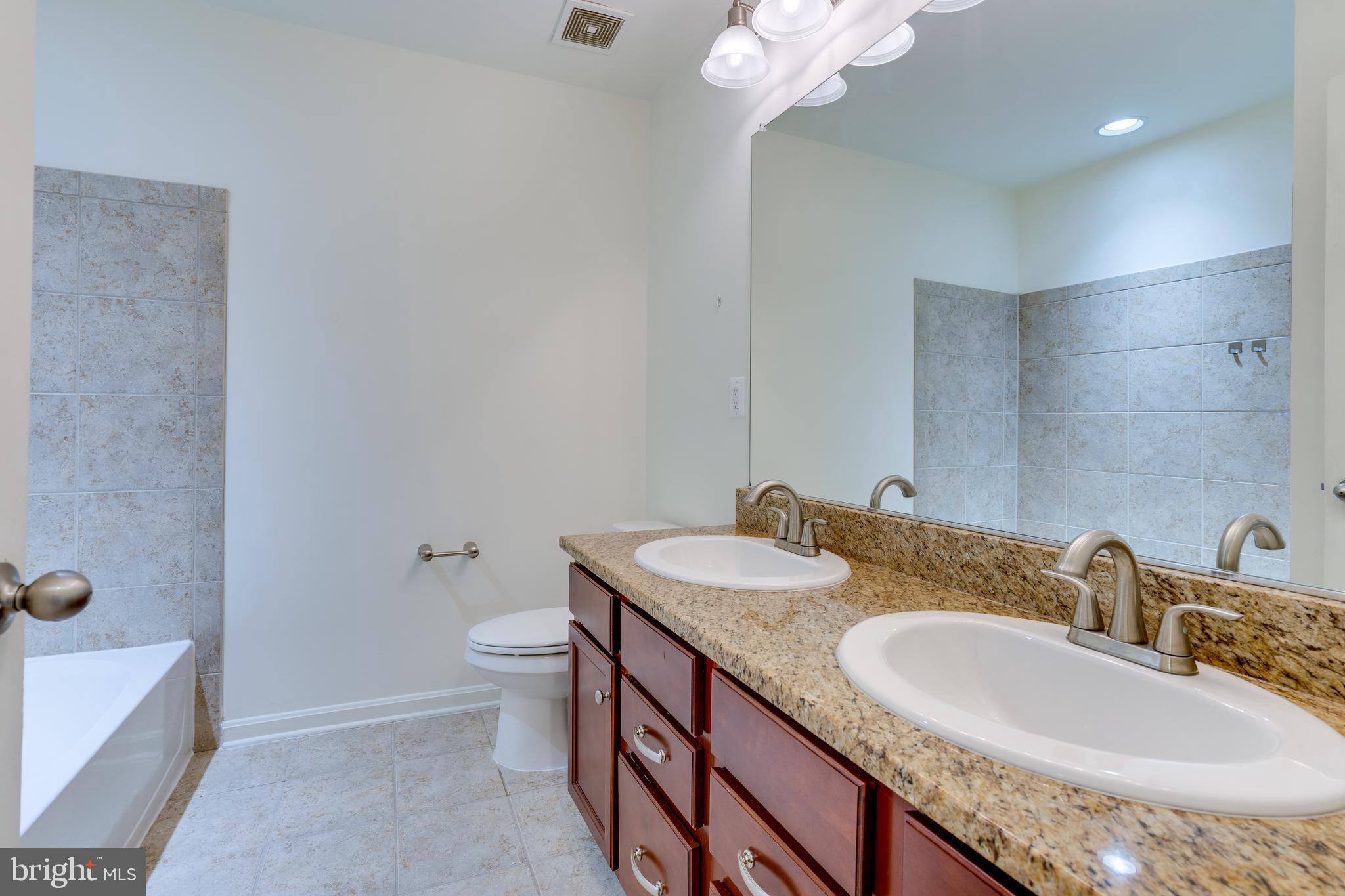 25672 Pleasant Valley Road Chantilly, VA 20152 - Photo 44 of 70 Gallery Image 44