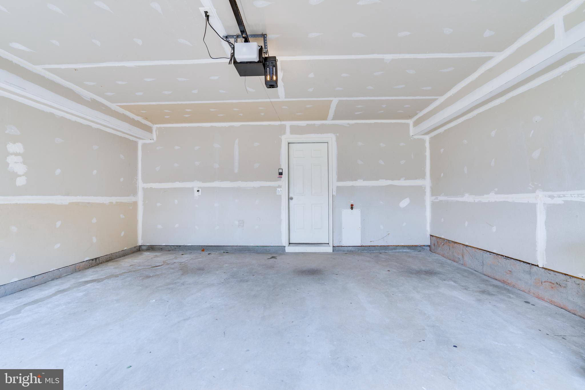 25672 Pleasant Valley Road Chantilly, VA 20152 - Photo 63 of 70 Gallery Image 63