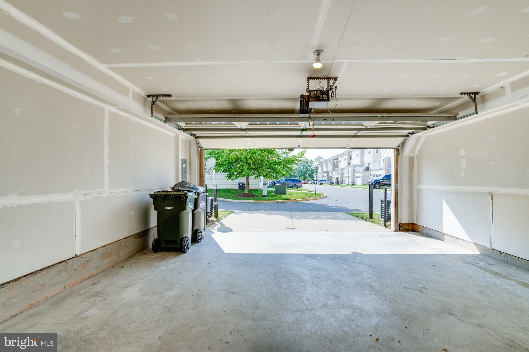 25672 Pleasant Valley Road Chantilly, VA 20152 - Photo 64 of 70 Gallery Image 64