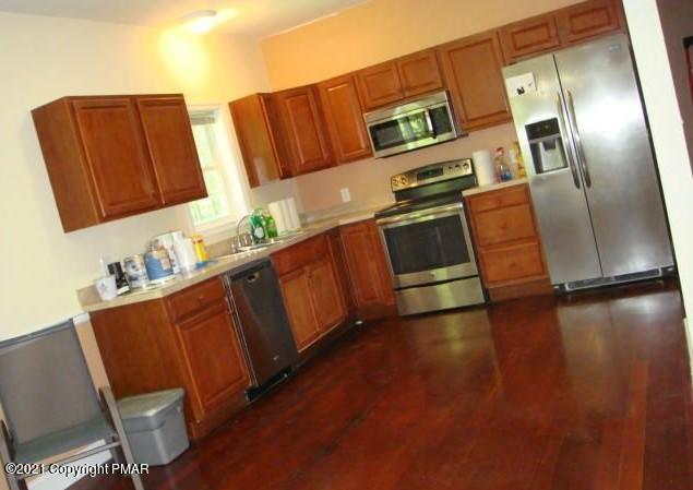 157 Canterbury Road Bushkill, PA 18324 - Photo 6 of 24 6-Kitchen