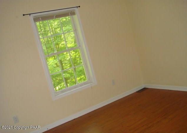 157 Canterbury Road Bushkill, PA 18324 - Photo 9 of 24 9-Bedroom 2