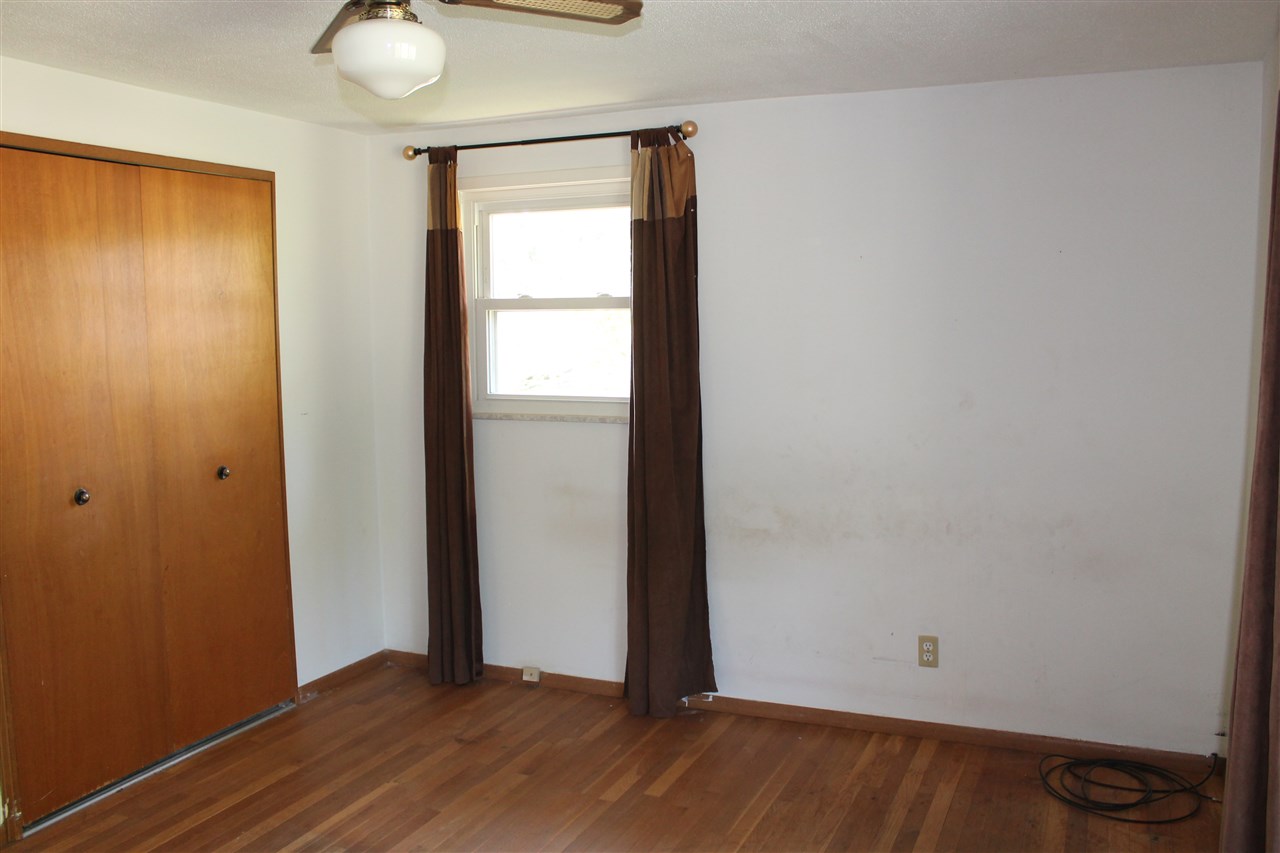 2811 South Leonard Springs Road Bloomington, IN 47403 - Photo 9 of 12 Gallery Image 9