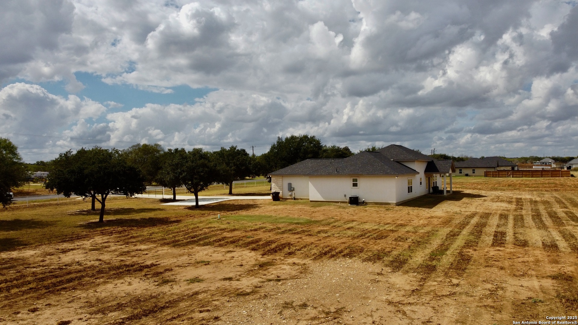 1313 Fm 3175 Lytle, TX 78052 - Photo 34 of 45