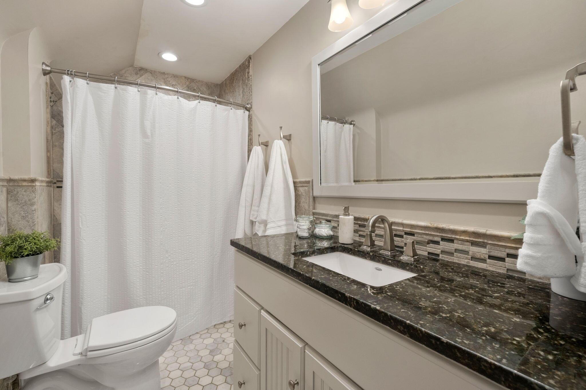 2223 Harwitch Road Columbus, OH 43221 - Photo 38 of 61 37-web-or-mls-DSC04199