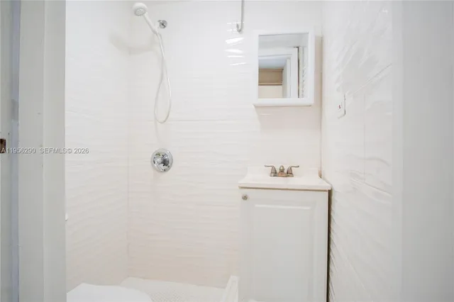 $279,000 | 2929 East Missionwood Circle, Miramar, FL 33025