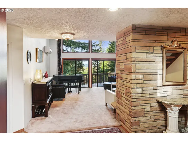 $890,000 | 16110 Northeast 187th Avenue, Brush Prairie, WA 98606