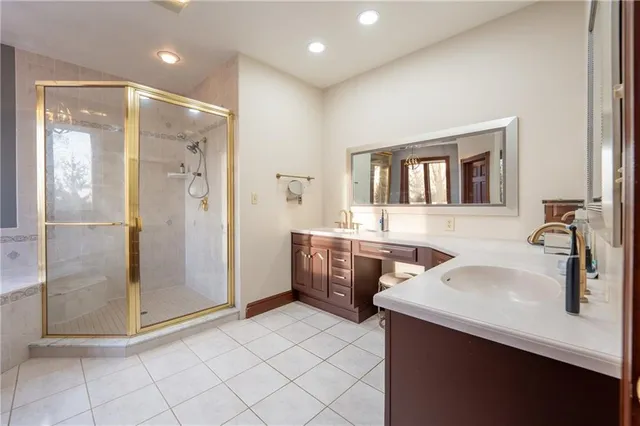 $1,250,000 | 6004 Mason Drive, Greensburg, PA 15601