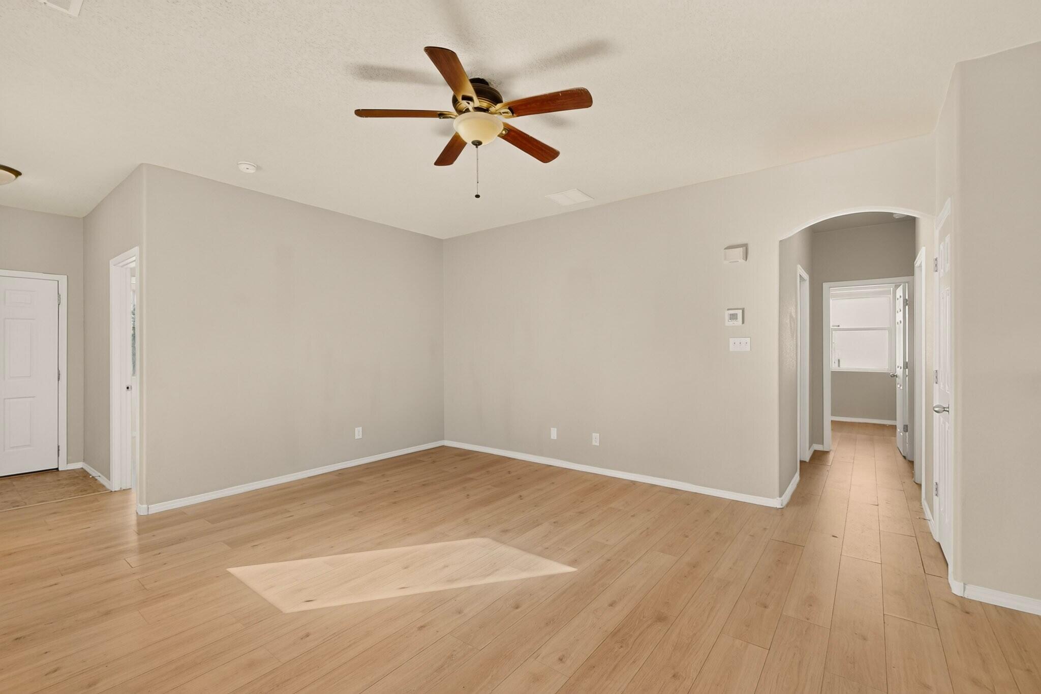 10735 Antler Tool Road Southwest Albuquerque, NM 87121 - Photo 8 of 41 Gallery Image 8