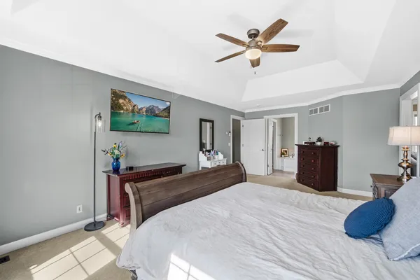 $775,000 | 40-w612 North Blue Lake Circle North, St. Charles, IL 60175