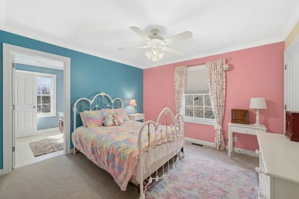 $775,000 | 40-w612 North Blue Lake Circle North, St. Charles, IL 60175