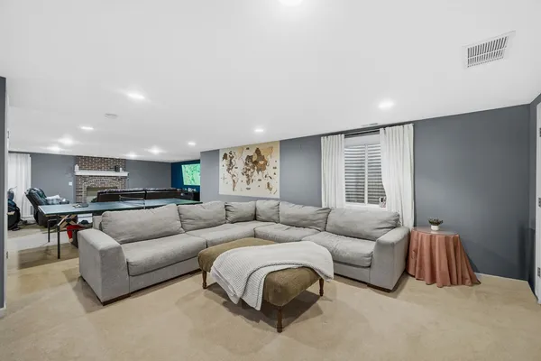 $775,000 | 40-w612 North Blue Lake Circle North, St. Charles, IL 60175