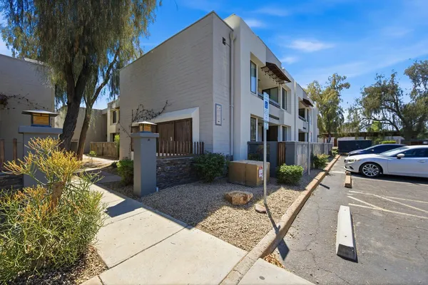 $1,400 | 4120 North 78th Street, Unit 219, Scottsdale, AZ 85251
