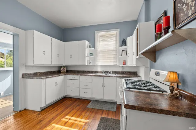 $180,700 | 1712 Illinois Street, Fort Wayne, IN 46808