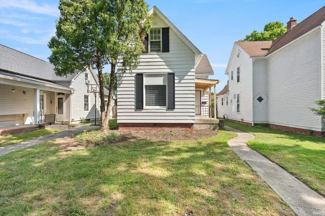 $180,700 | 1712 Illinois Street, Fort Wayne, IN 46808