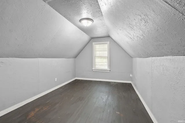 $180,700 | 1712 Illinois Street, Fort Wayne, IN 46808