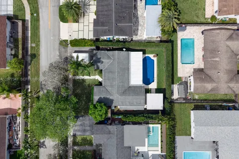 $1,299,000 | 21015 Northeast 19th Court, Miami, FL 33179