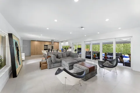 $1,299,000 | 21015 Northeast 19th Court, Miami, FL 33179