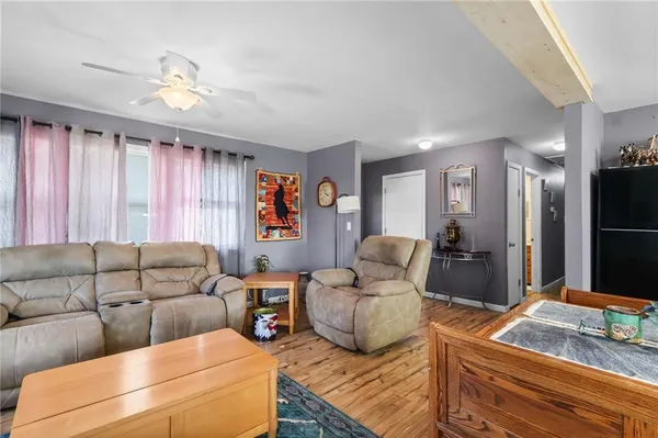 $549,000 | 38080 Osawatomie Road, Osawatomie, KS 66064