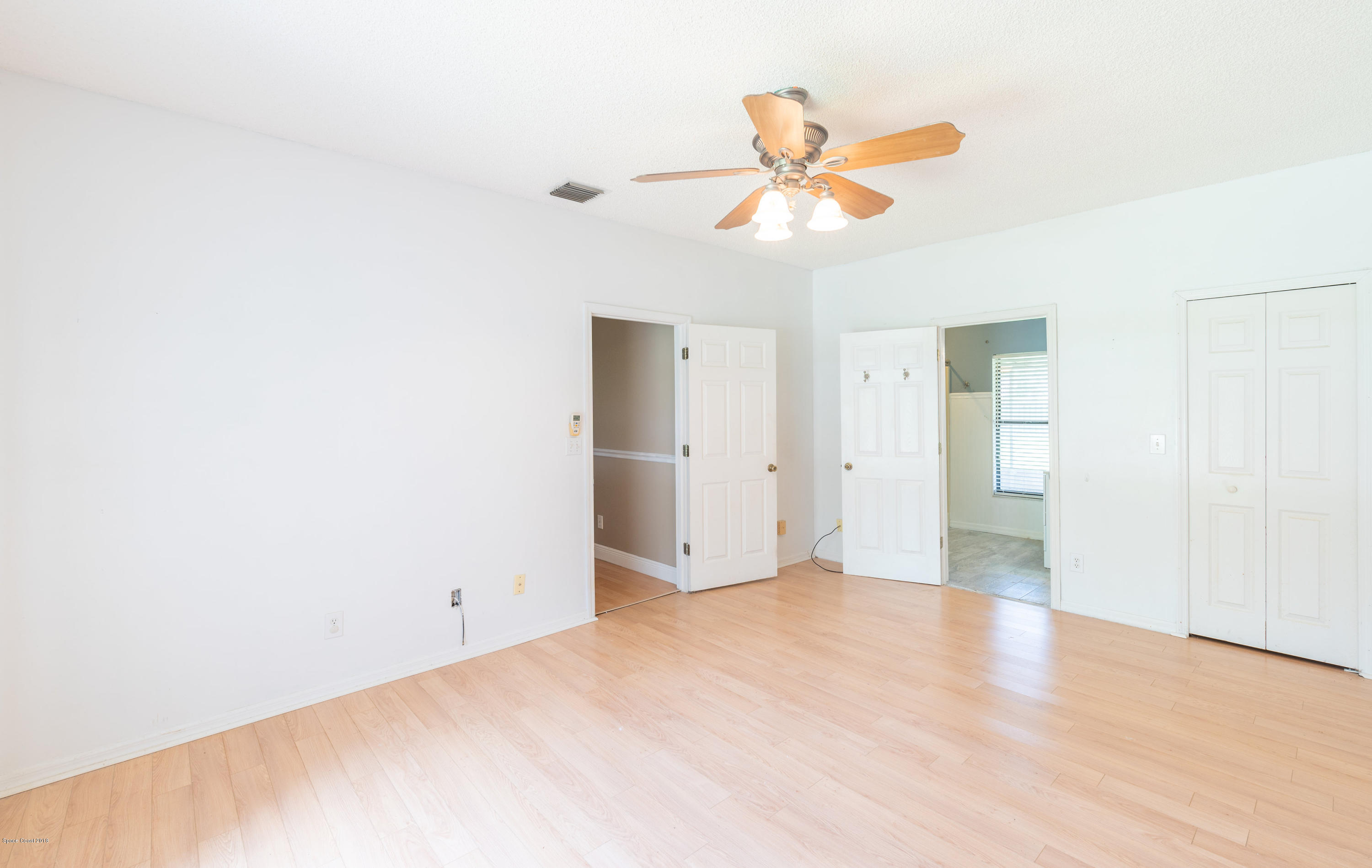 240 Crosspoint Street Southeast Palm Bay, FL 32909 - Photo 7 of 30 240CrosspointStreetSE(27of89)