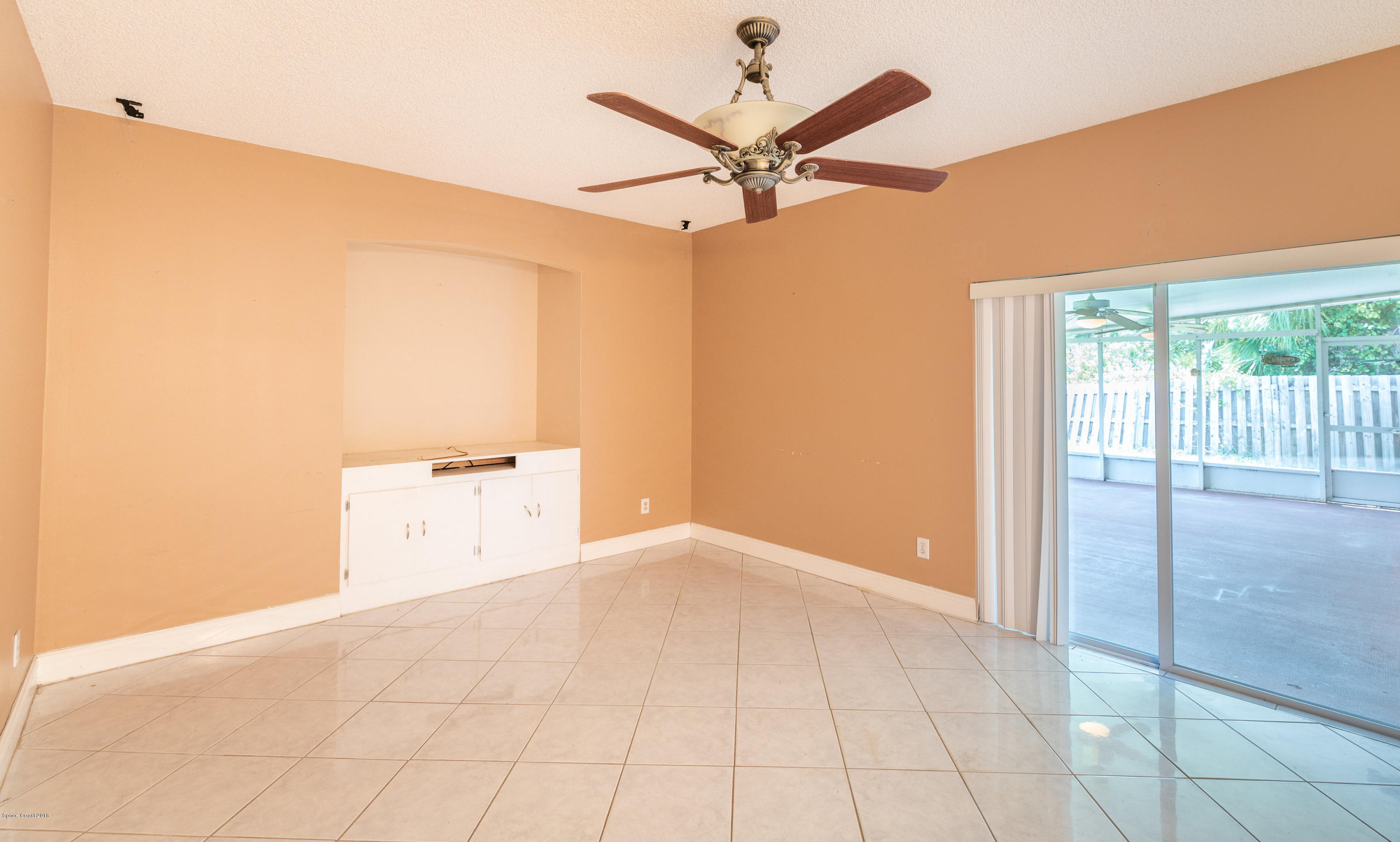 240 Crosspoint Street Southeast Palm Bay, FL 32909 - Photo 8 of 30 240CrosspointStreetSE(52of89)