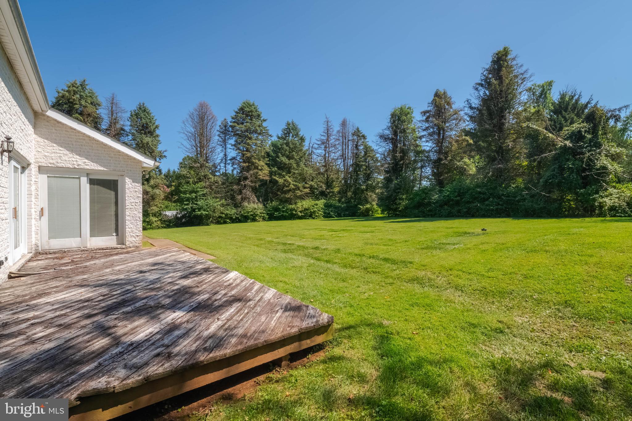 7399 New Cut Road Kingsville, MD 21087 - Photo 34 of 40 a view of a house with yard and trees in the background
