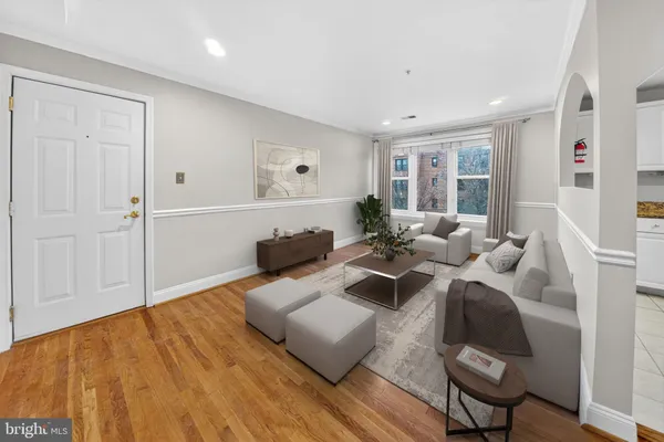 $2,400 | 401 Evarts Street Northeast, Unit 304, Washington, DC 20017