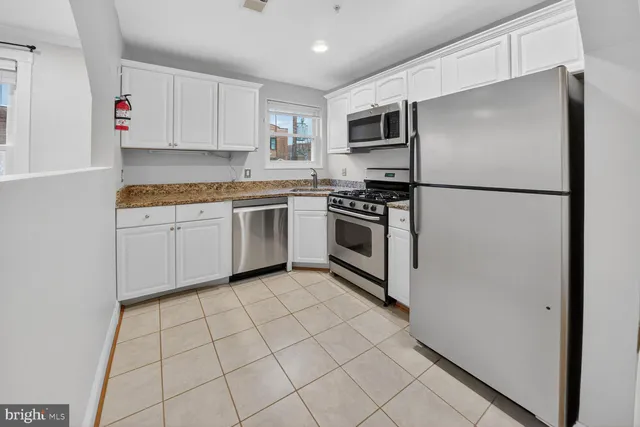 $2,500 | 401 Evarts Street Northeast, Unit 304, Washington, DC 20017