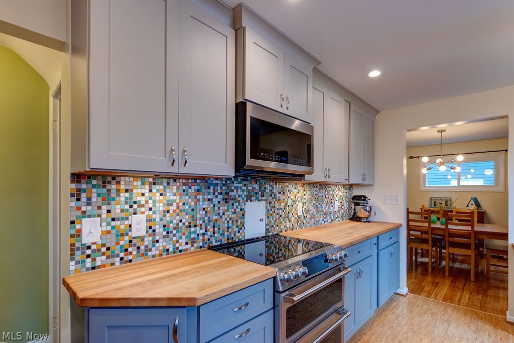 1544 Compton Road Cleveland, OH 44118 - Photo 25 of 31 Gallery Image 25